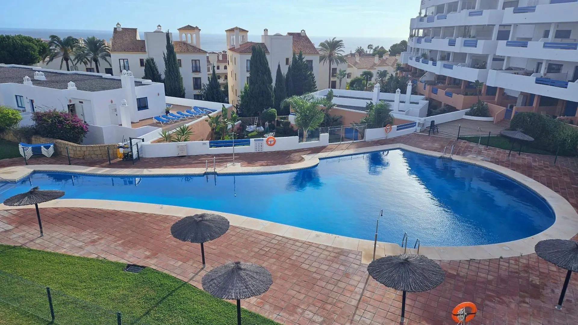 Apartment New Build Blue Sunset Duquesa Large 2 Bed Apt Manilva
