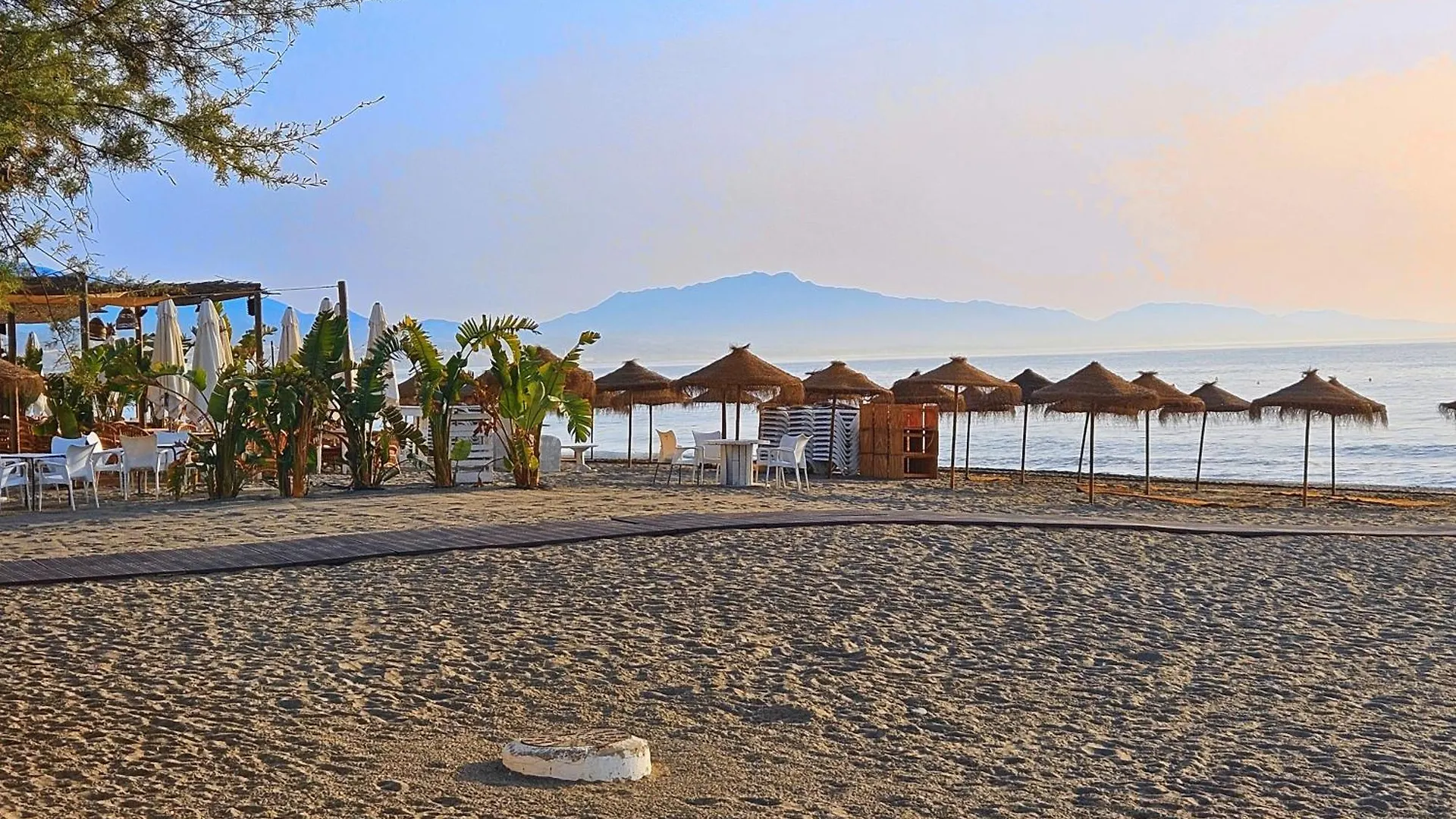 New Build Blue Sunset Duquesa Large 2 Bed Apt Manilva